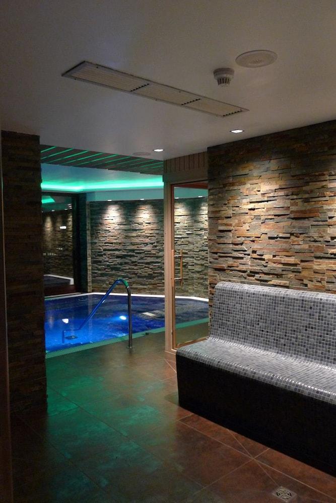 Hotel & Spa Niunit El Serrat Zewnętrze zdjęcie
