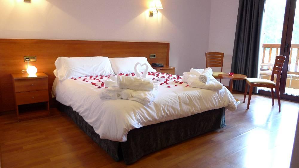 Hotel & Spa Niunit El Serrat Zewnętrze zdjęcie