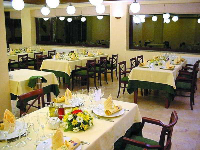 Hotel & Spa Niunit El Serrat Restauracja zdjęcie